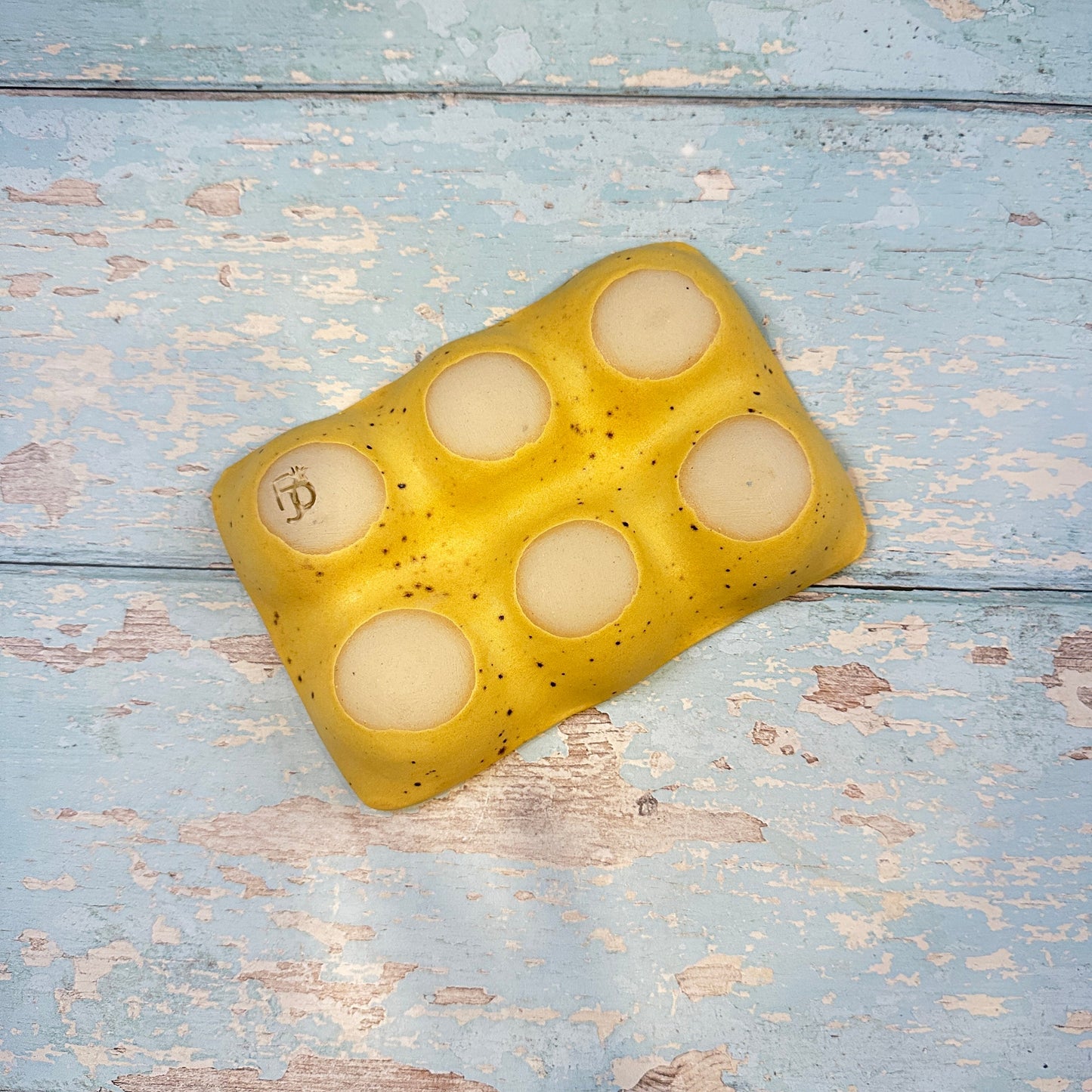 Yellow Egg Tray, Holds 6 or 12 Eggs