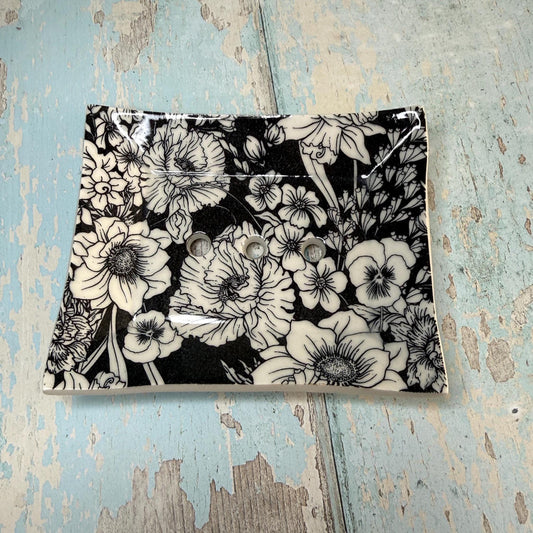 Black & White Floral Ceramic Soap Dish