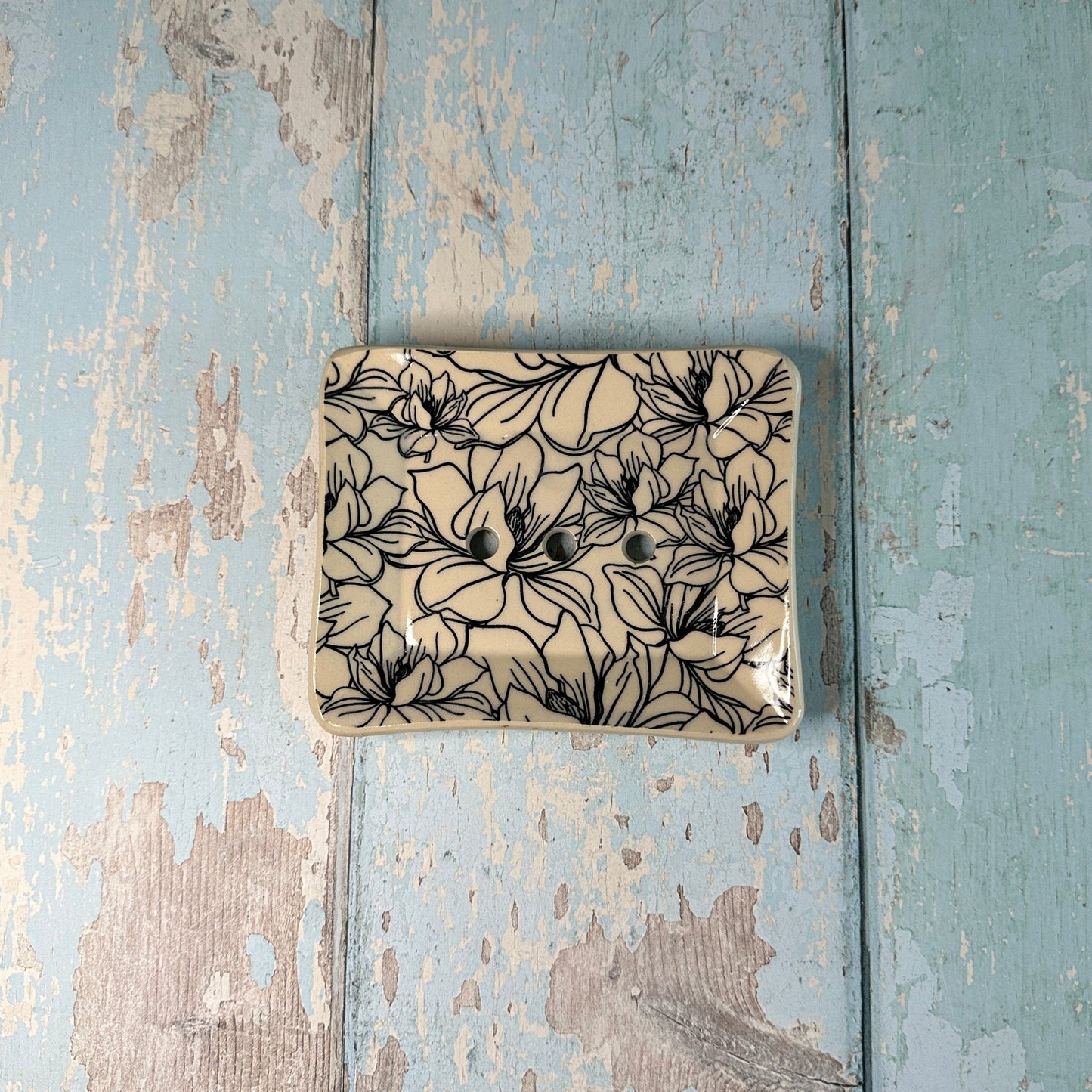 Magnolia Floral Ceramic Soap Dish - FJD Ceramics