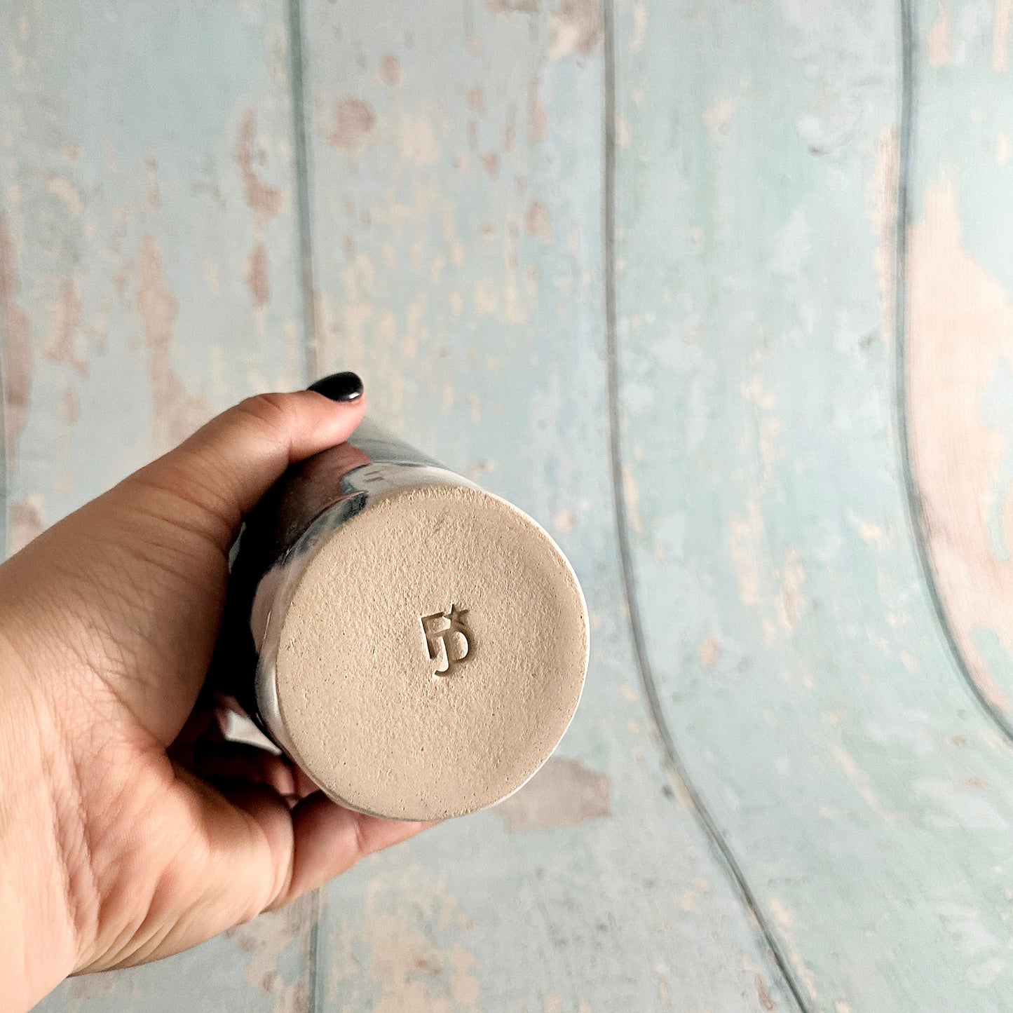Green and White Straw-holder Tumbler, Large Ceramic Cup