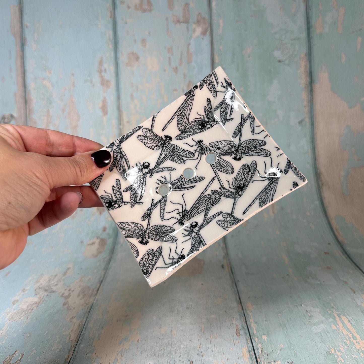 Black & White Dragonfly Ceramic Soap Dish - FJD Ceramics