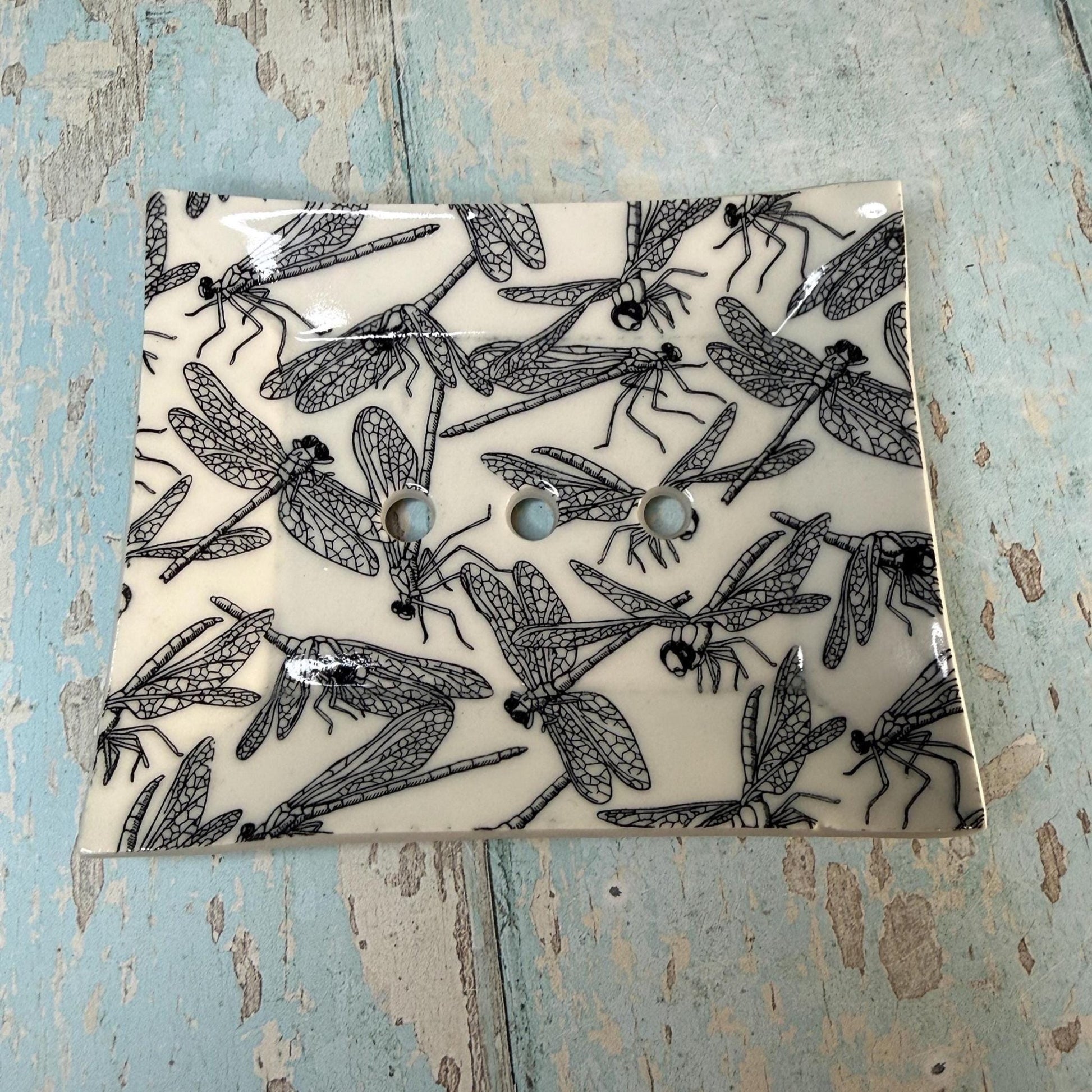 Black & White Dragonfly Ceramic Soap Dish - FJD Ceramics