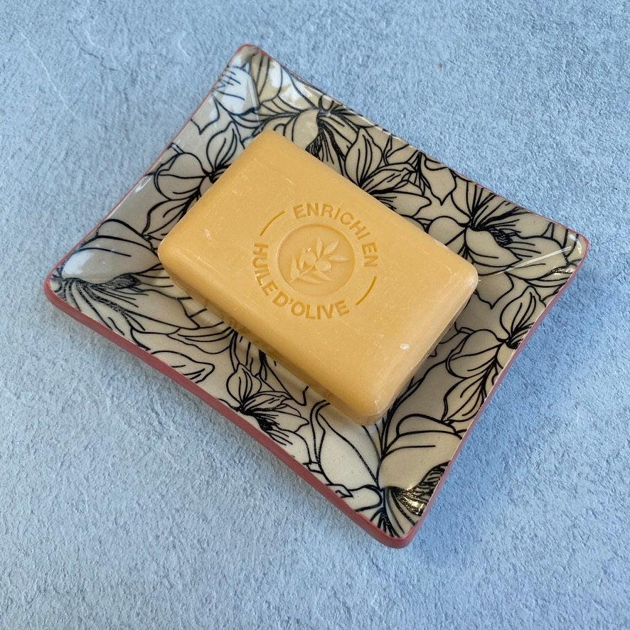 Black & White Floral Ceramic Soap Dish - FJD Ceramics