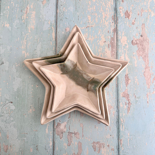 Green and Gold Star Nesting Dishes - FJD Ceramics
