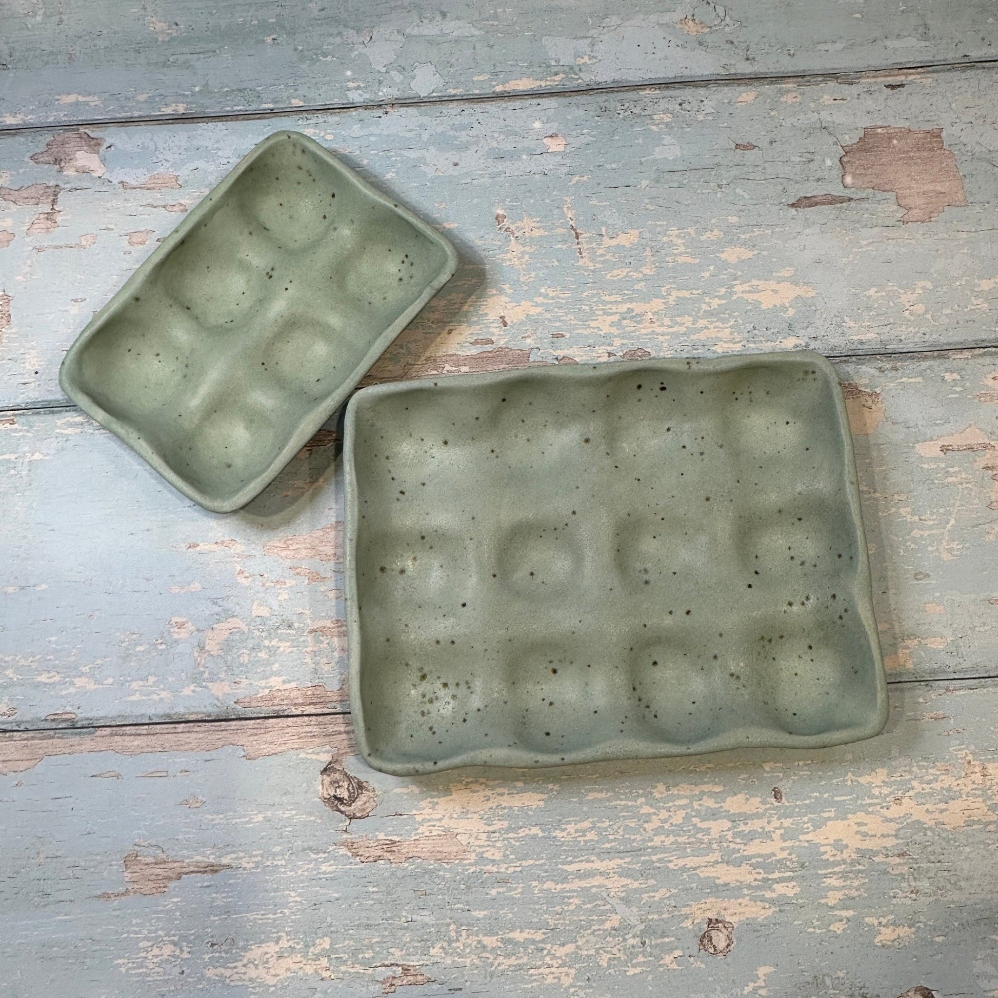 Green Ceramic Egg Tray, Holds 6 or 12 Eggs - FJD Ceramics