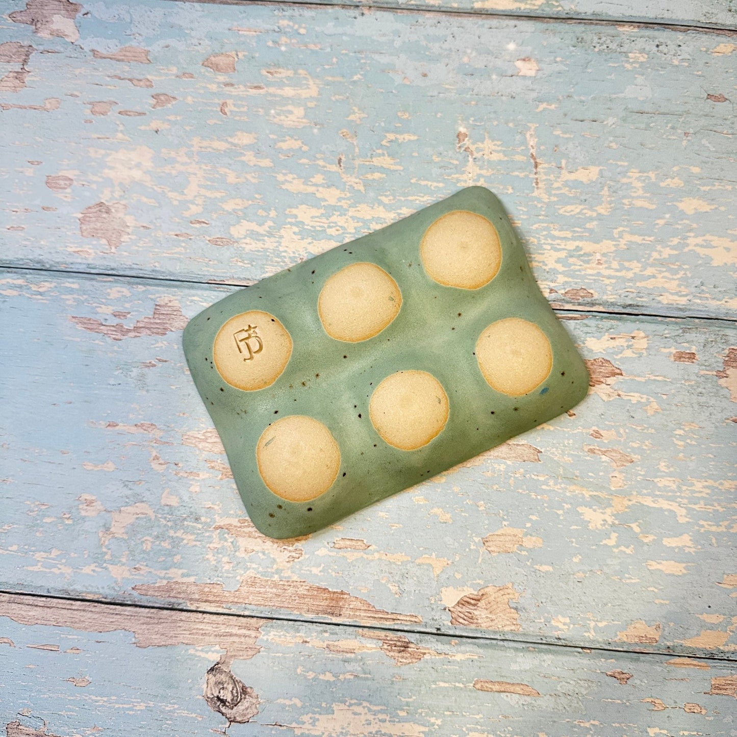 Green Ceramic Egg Tray, Holds 6 or 12 Eggs - FJD Ceramics