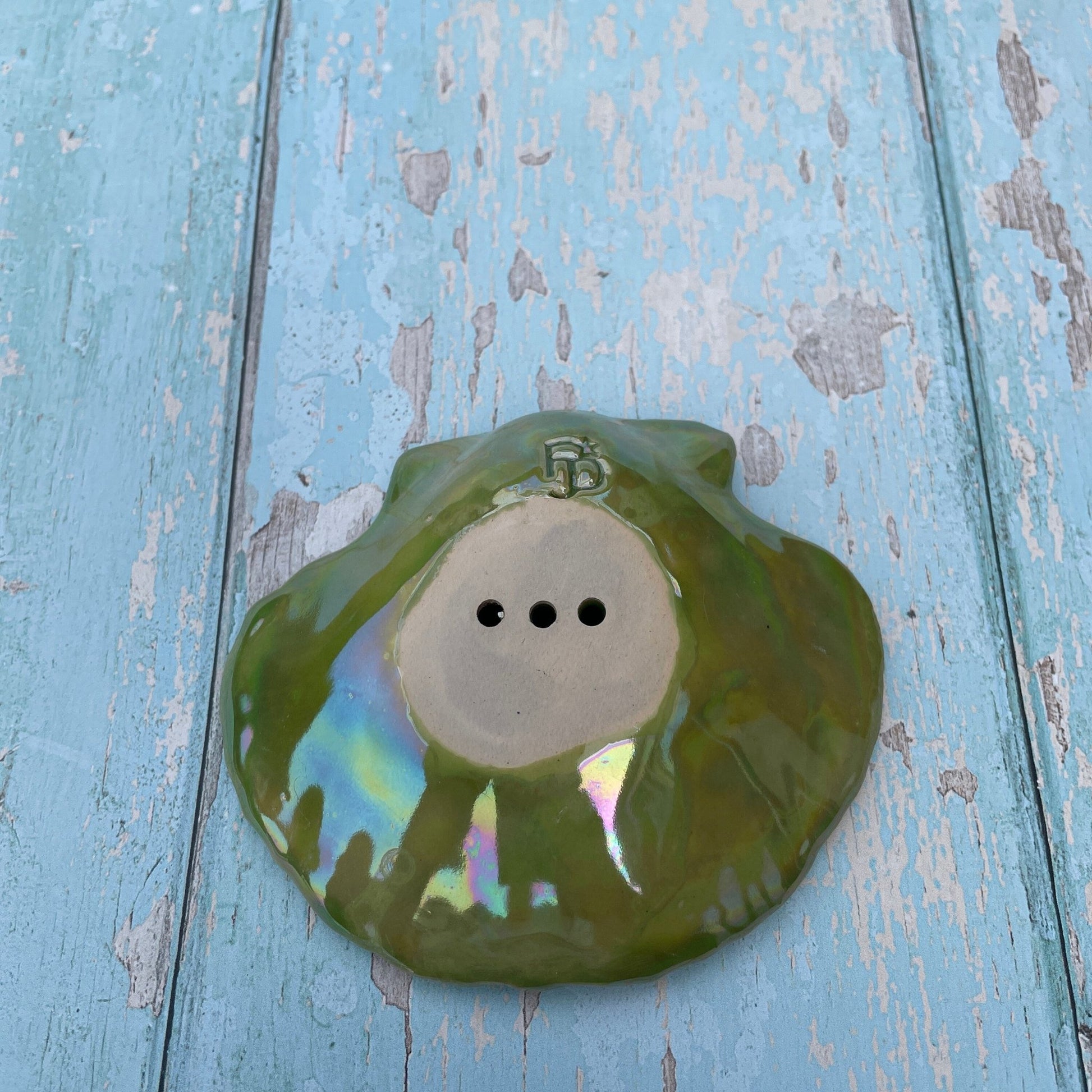 Green Soap Dish, Ceramic Sea Shell - FJD Ceramics