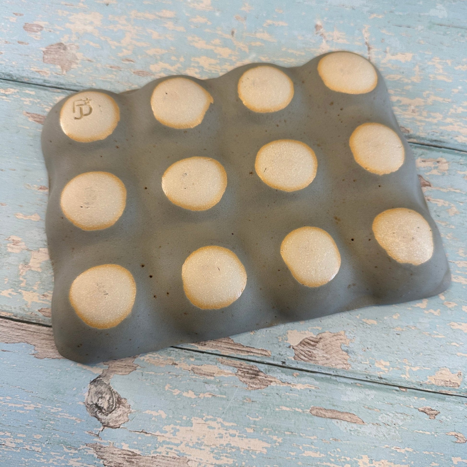 Grey Ceramic Egg Tray, Holds 6 or 12 Eggs - FJD Ceramics
