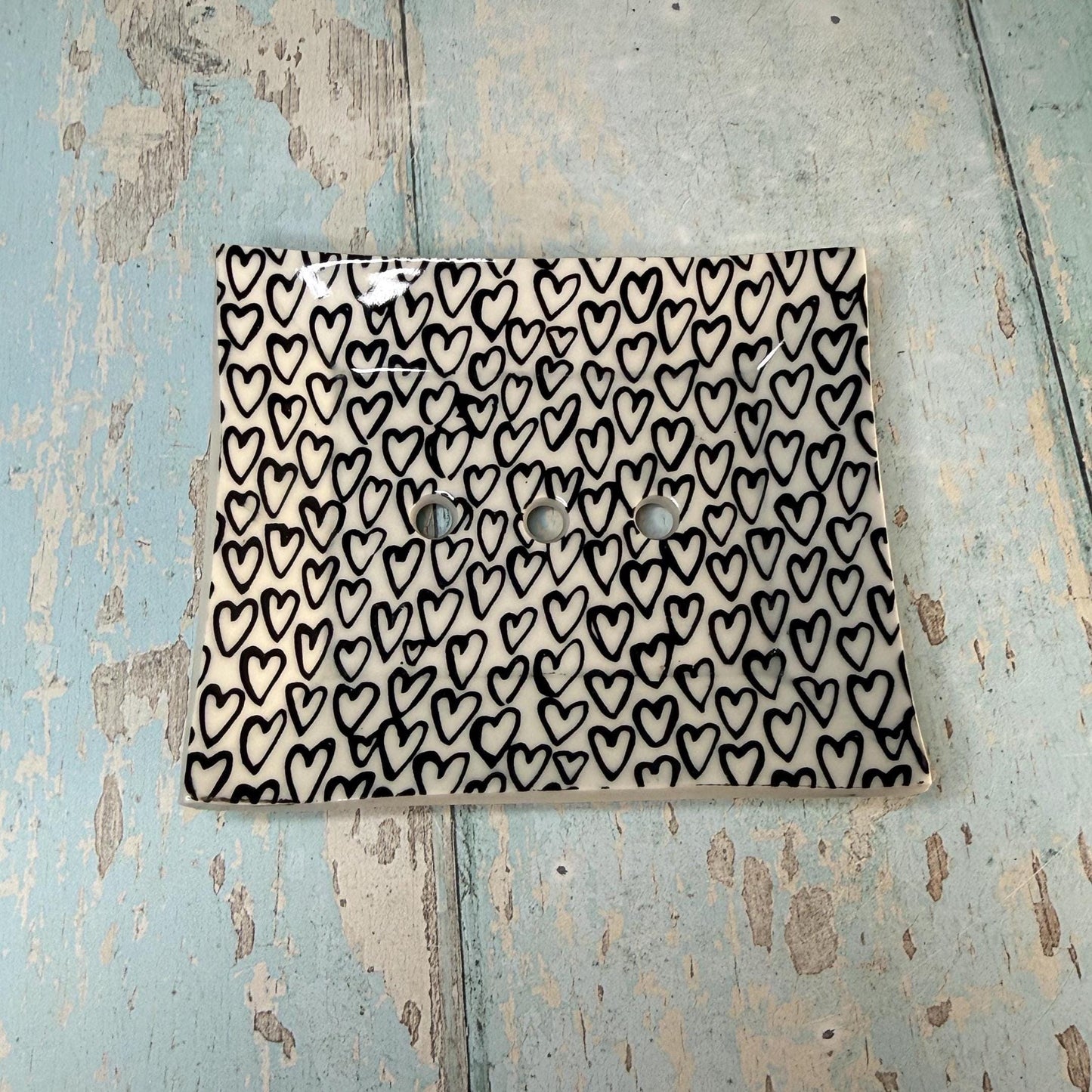 Black & White Heart Ceramic Soap Dish