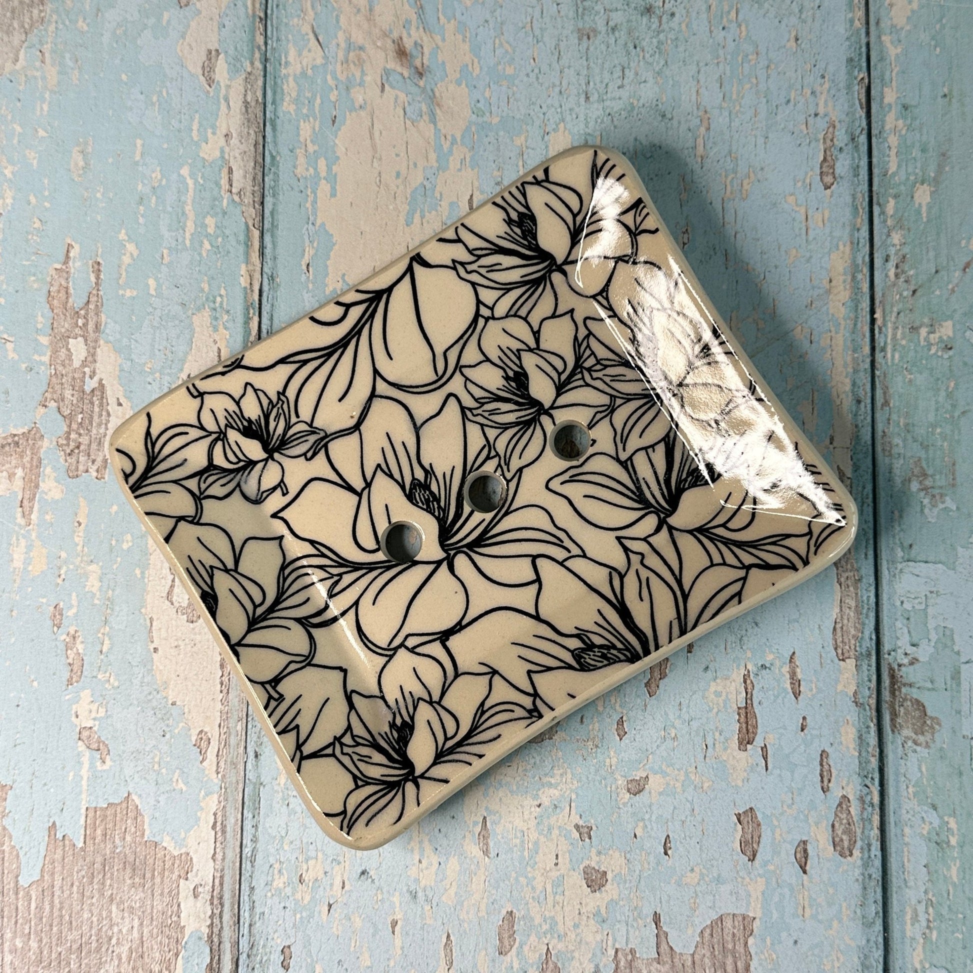 Magnolia Floral Ceramic Soap Dish - FJD Ceramics