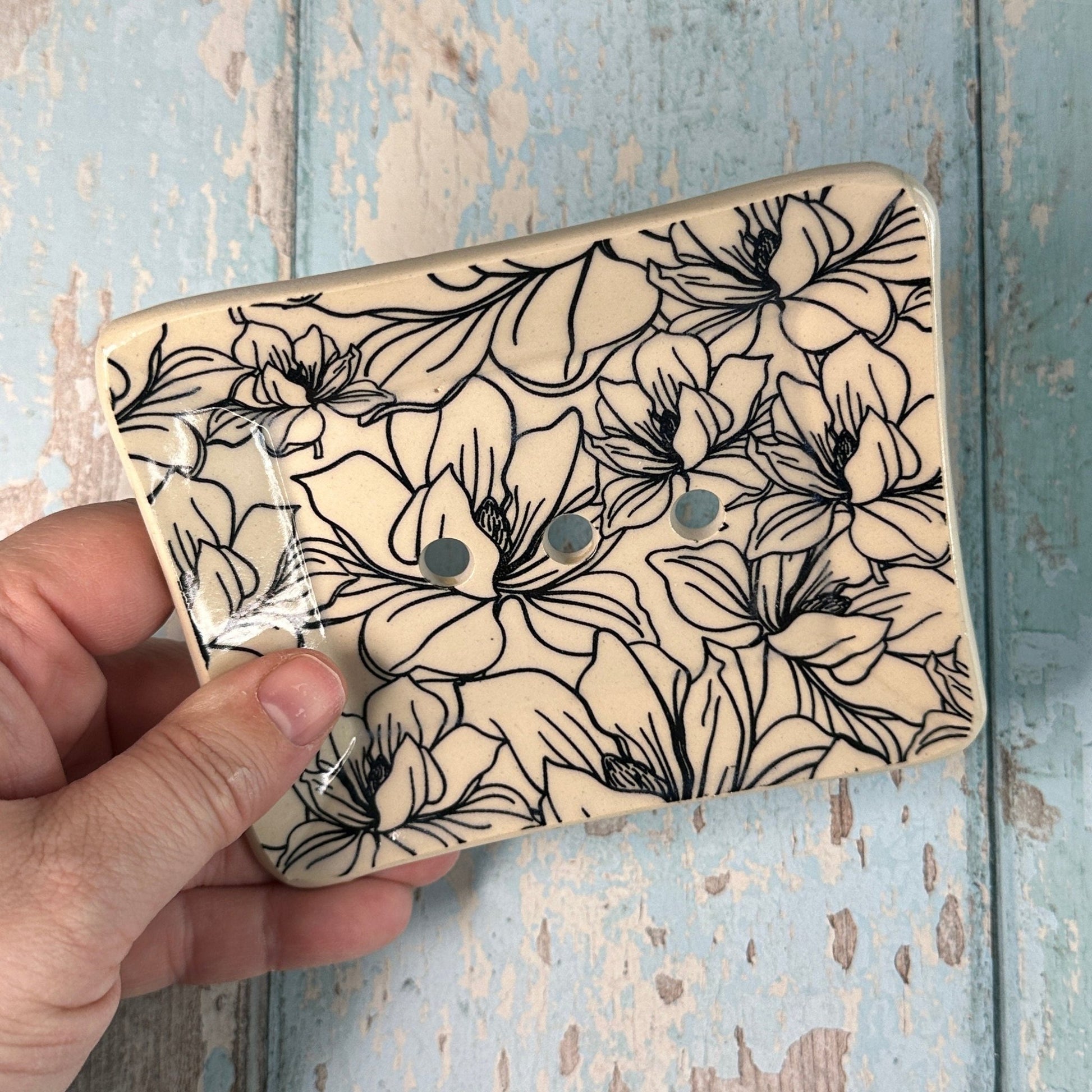 Magnolia Floral Ceramic Soap Dish - FJD Ceramics