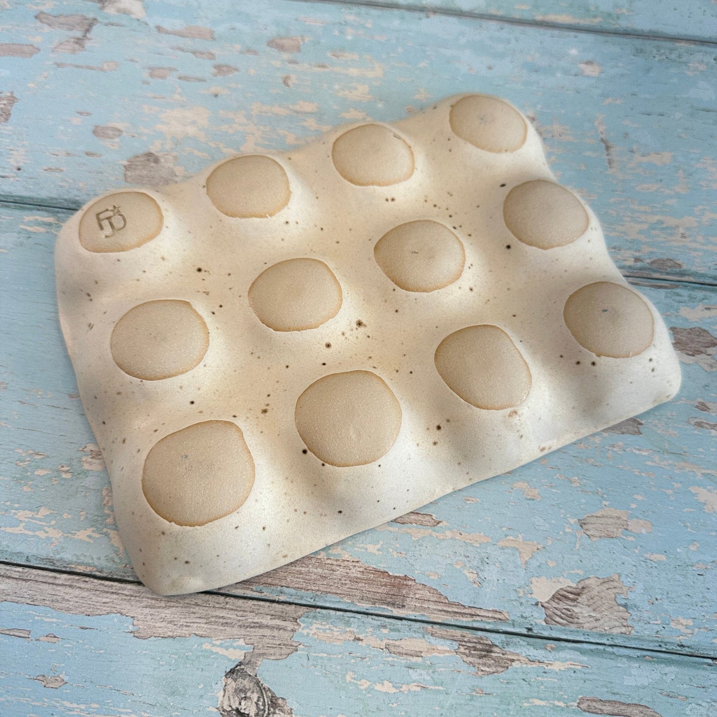 White Ceramic Egg Tray, Holds 6 or 12 Eggs - FJD Ceramics