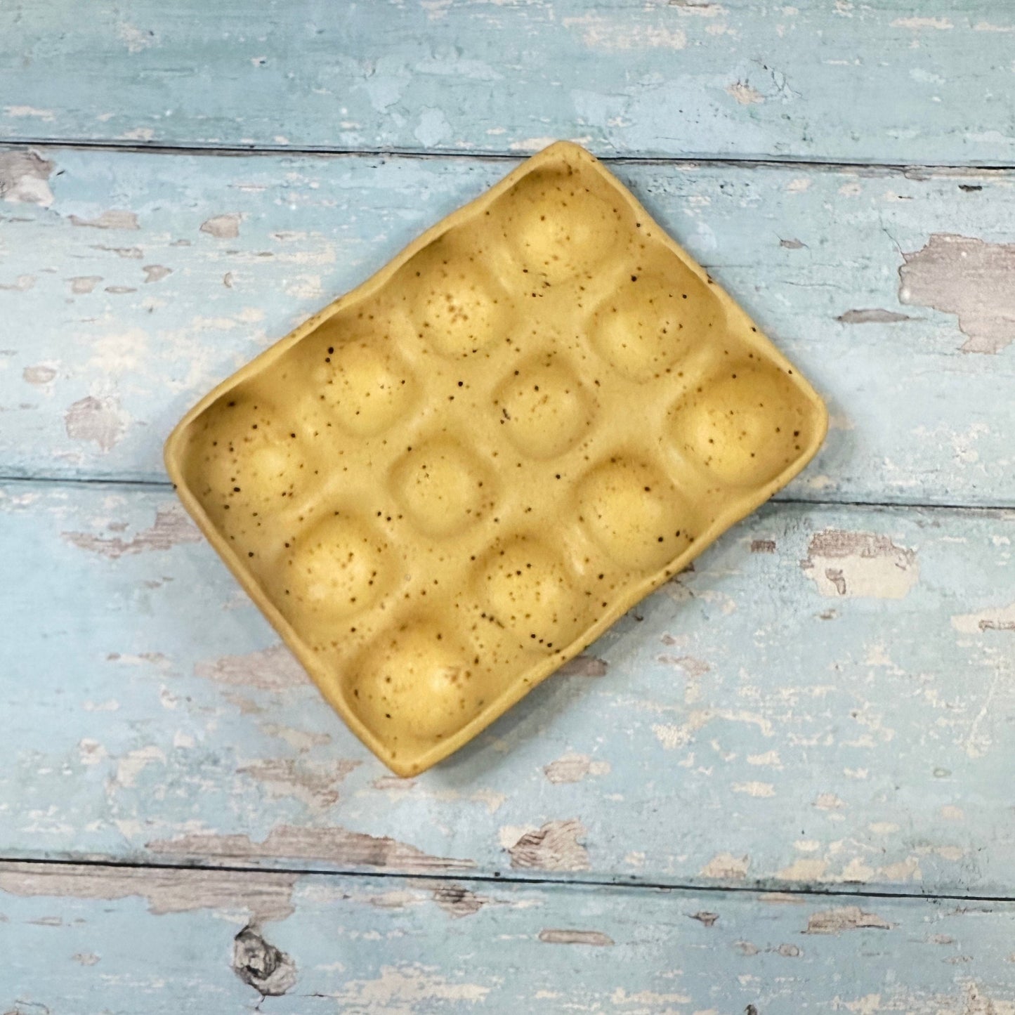 Yellow Egg Tray, Holds 6 or 12 Eggs - FJD Ceramics